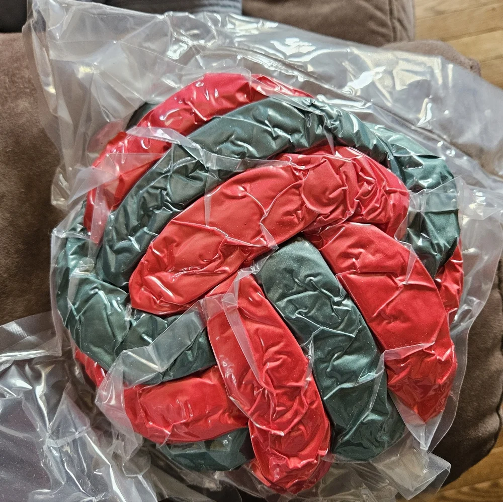 Green And Red Knot Ball Pillow New Holiday Kids